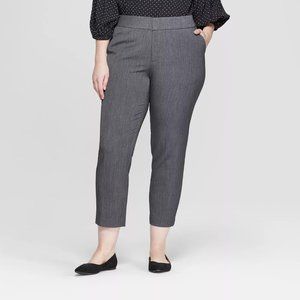 Plus Size Mid-Rise Slim Cropped Pants Ava & Viv